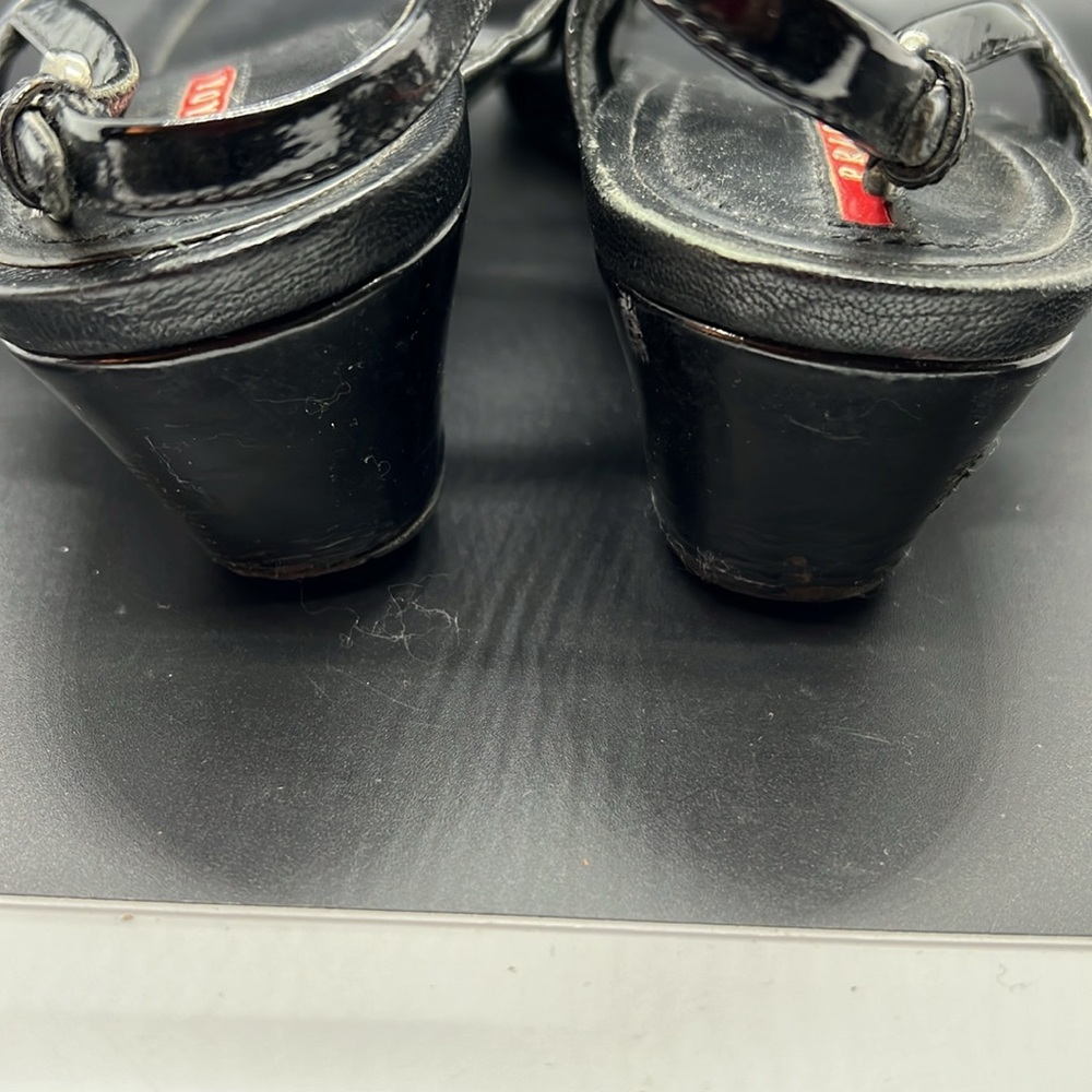 Prada Sport Black Patent Leather T-Strap Sandals size 8.5 - Picture 5 of 16